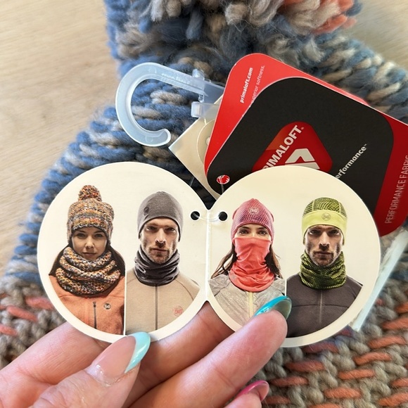 BUFF | Blue and Pink Knit Beanie with Pom-Pom - Picture 5 of 11